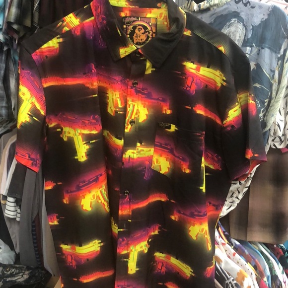 Retro Glitch Graphic Shirt - Picture 1 of 5